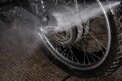 Clean Your Motorcycle with High Pressure Water!